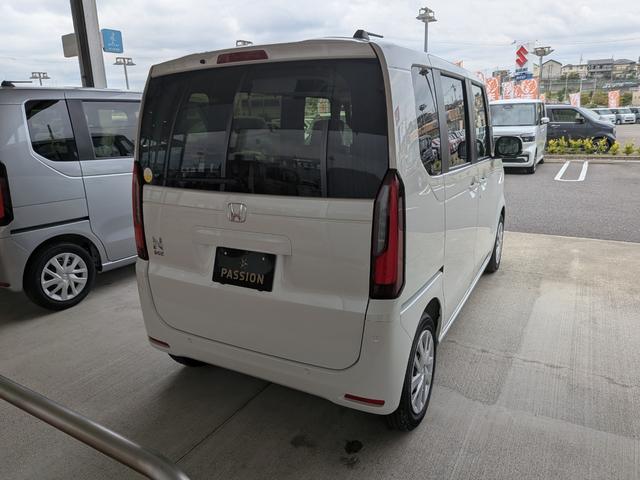 Ｎ－ＢＯＸ ベースグレード　片側電動スライドドア　衝突被害軽減ブレーキ　コーナーセンサー　アダクティブクルーズコントロール　アイドリングストップ　スマートキー　ＬＥＤヘッドライト　チップアップシート　バックカメラ　届出済未使用車（7枚目）