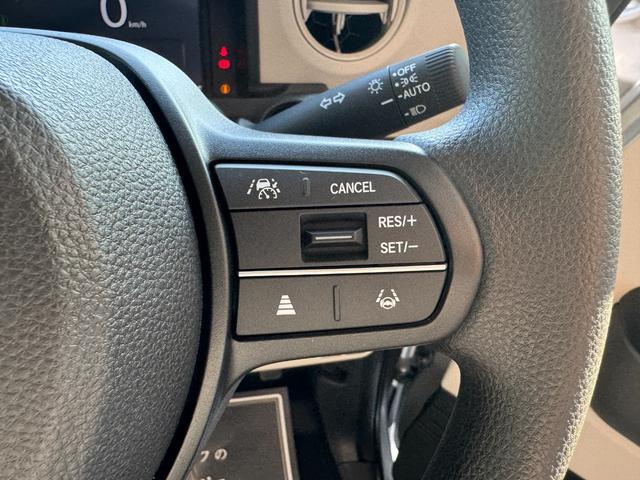 Ｎ－ＢＯＸ ベースグレード　片側電動スライドドア　衝突被害軽減ブレーキ　コーナーセンサー　アダクティブクルーズコントロール　アイドリングストップ　スマートキー　ＬＥＤヘッドライト　チップアップシート　バックカメラ　届出済未使用車（17枚目）
