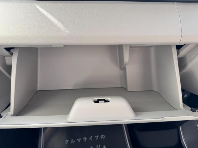 Ｎ－ＢＯＸ ベースグレード　片側電動スライドドア　衝突被害軽減ブレーキ　コーナーセンサー　アダクティブクルーズコントロール　アイドリングストップ　スマートキー　ＬＥＤヘッドライト　チップアップシート　バックカメラ　届出済未使用車（20枚目）