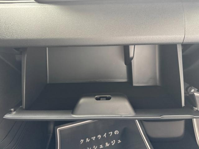 Ｎ－ＢＯＸカスタム ベースグレード　届出済未使用車　片側電動スライドドア　スマートキー　衝突被害軽減ブレーキ　アダプティブクルーズコントロール　アイドリングストップ　バックカメラ　シートヒーター　アルミホイール　ＬＥＤヘッドライト（18枚目）