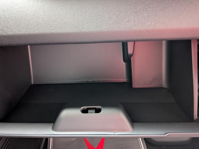 Ｎ－ＢＯＸカスタム ベースグレード　届出済未使用車　片側電動スライドドア　スマートキー　衝突被害軽減ブレーキ　アダプティブクルーズコントロール　アイドリングストップ　バックカメラ　シートヒーター　アルミホイール　ＬＥＤヘッドライト（20枚目）