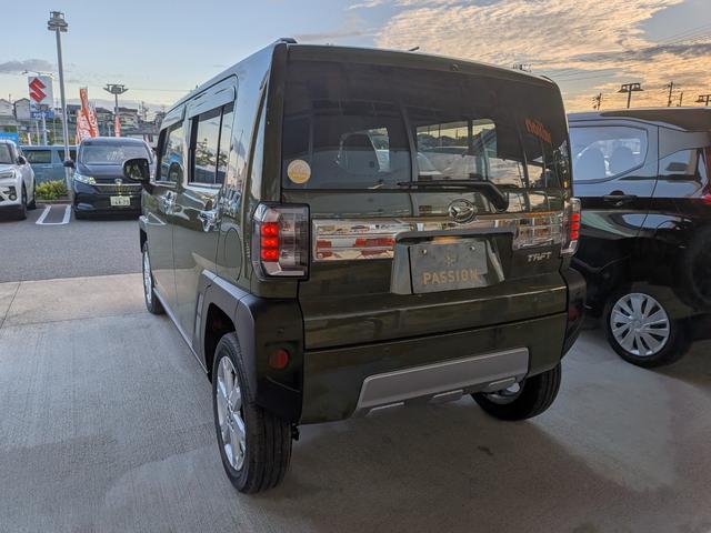 タフト G クロムベンチャー 届出済未使用車 衝突被害軽減ブレーキ コーナーセンサー スマートキー バックカメラ LEDヘッドライト アルミホイール アイドリングストップ シートヒーター 電動格納ドアミラー 電子パーキング(10枚目)