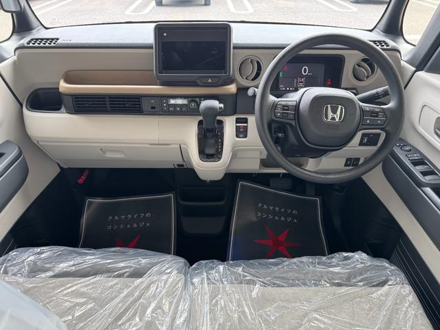 Ｎ－ＢＯＸ ベースグレード　片側電動スライドドア　衝突被害軽減ブレーキ　コーナーセンサー　アダクティブクルーズコントロール　アイドリングストップ　スマートキー　ＬＥＤヘッドライト　チップアップシート　バックカメラ　届出済未使用車（12枚目）