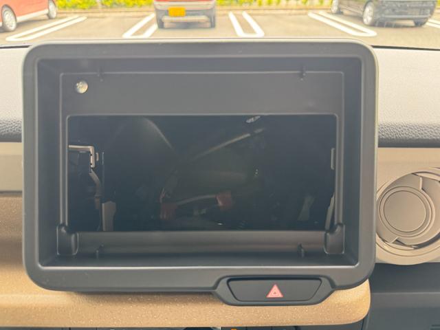 Ｎ－ＢＯＸ ベースグレード　片側電動スライドドア　衝突被害軽減ブレーキ　コーナーセンサー　アダクティブクルーズコントロール　アイドリングストップ　スマートキー　ＬＥＤヘッドライト　チップアップシート　バックカメラ　届出済未使用車（19枚目）