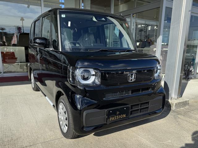 Ｎ－ＢＯＸ ベースグレード　片側電動スライドドア　衝突被害軽減ブレーキ　コーナーセンサー　アダクティブクルーズコントロール　アイドリングストップ　スマートキー　ＬＥＤヘッドライト　チップアップシート　バックカメラ　届出済未使用車（7枚目）