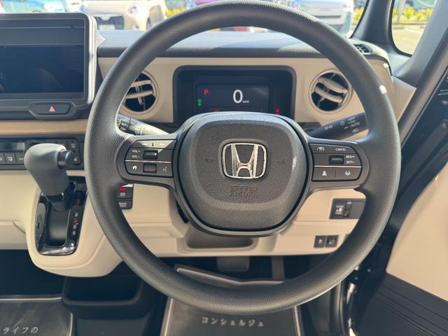 Ｎ－ＢＯＸ ベースグレード　片側電動スライドドア　衝突被害軽減ブレーキ　コーナーセンサー　アダクティブクルーズコントロール　アイドリングストップ　スマートキー　ＬＥＤヘッドライト　チップアップシート　バックカメラ　届出済未使用車（15枚目）