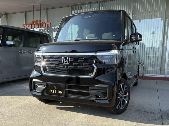 Ｎ－ＢＯＸカスタム ベースグレード　車検１０年７月　片側電動スライドドア　スマートキー　衝突被害軽減ブレーキ　アダプティブクルーズコントロール　アイドリングストップ　バックカメラ　シートヒーター　アルミホイール　ＬＥＤヘッドライト（4枚目）