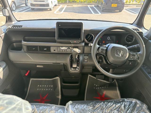 Ｎ－ＢＯＸカスタム ベースグレード　車検１０年７月　片側電動スライドドア　スマートキー　衝突被害軽減ブレーキ　アダプティブクルーズコントロール　アイドリングストップ　バックカメラ　シートヒーター　アルミホイール　ＬＥＤヘッドライト（12枚目）