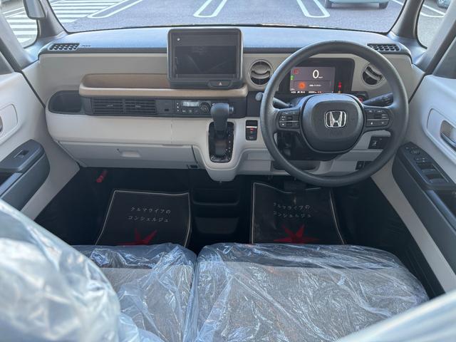 Ｎ－ＢＯＸ ベースグレード　片側電動スライドドア　衝突被害軽減ブレーキ　コーナーセンサー　アダクティブクルーズコントロール　アイドリングストップ　スマートキー　ＬＥＤヘッドライト　チップアップシート　バックカメラ　届出済未使用車（12枚目）