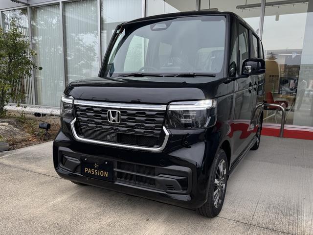 N-BOXカスタム ベースグレード 届出済未使用車 片側電動スライドドア スマートキー 衝突被害軽減ブレーキ アダプティブクルーズコントロール アイドリングストップ バックカメラ シートヒーター アルミホイール LEDヘッドライト(5枚目)