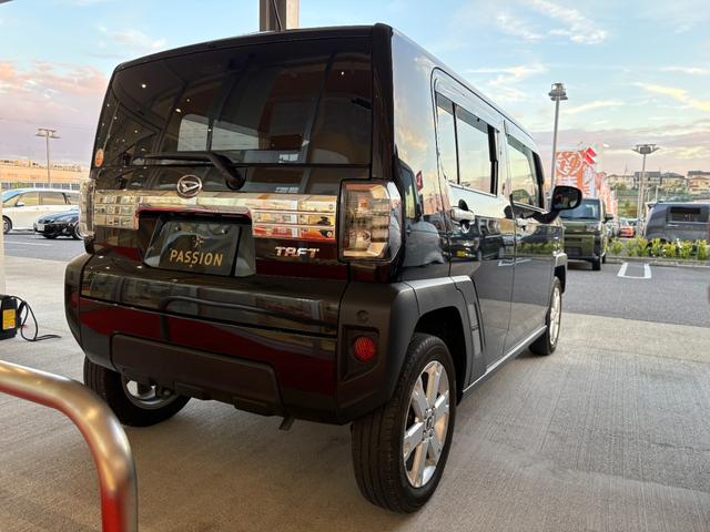 タフト Ｇ　車検８年４月　ワイドエントリーナビ安心ドラレコ　衝突被害軽減ブレーキ　コーナーセンサー　スマートキー　シートヒーター　ＬＥＤヘッドライト　アイドリングストップ　電動格納ドアミラー　バックカメラ（8枚目）