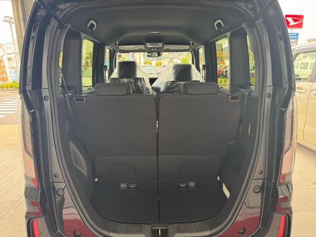 Ｎ－ＢＯＸカスタム ベースグレード　届出済未使用車　片側電動スライドドア　スマートキー　衝突被害軽減ブレーキ　アダプティブクルーズコントロール　アイドリングストップ　バックカメラ　シートヒーター　アルミホイール　ＬＥＤヘッドライト（11枚目）
