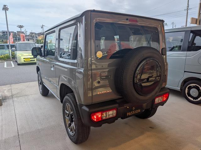 ジムニー XC 届出済未使用車 衝突被害軽減ブレーキ コーナーセンサー スマートキー アイドリングストップ LEDヘッドライト クルーズコントロール アルミホイール シートヒーター 電動格納ドアミラー4WD(10枚目)
