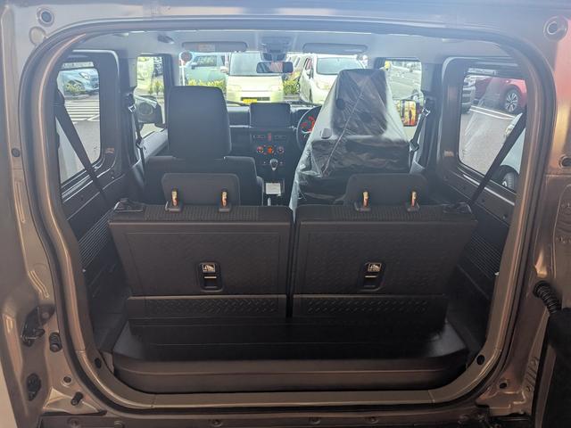 ジムニー XC 届出済未使用車 衝突被害軽減ブレーキ コーナーセンサー スマートキー アイドリングストップ LEDヘッドライト クルーズコントロール アルミホイール シートヒーター 電動格納ドアミラー4WD(11枚目)