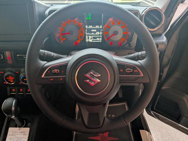 ジムニー XC 届出済未使用車 衝突被害軽減ブレーキ コーナーセンサー スマートキー アイドリングストップ LEDヘッドライト クルーズコントロール アルミホイール シートヒーター 電動格納ドアミラー4WD(15枚目)