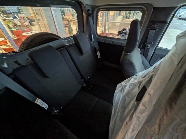 ジムニー XC 届出済未使用車 衝突被害軽減ブレーキ コーナーセンサー スマートキー アイドリングストップ LEDヘッドライト クルーズコントロール アルミホイール シートヒーター 電動格納ドアミラー4WD(21枚目)