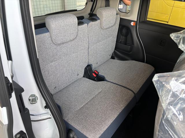 ムーヴキャンバス ストライプスＸ　届出済未使用車　両側電動スライドドア　スマートキー　コーナーセンサー　衝突被害軽減ブレーキ　電動格納ドアミラー　ベンチシート　アイドリングストップ　横滑り防止機能　オートエアコン　光軸調整機能（21枚目）