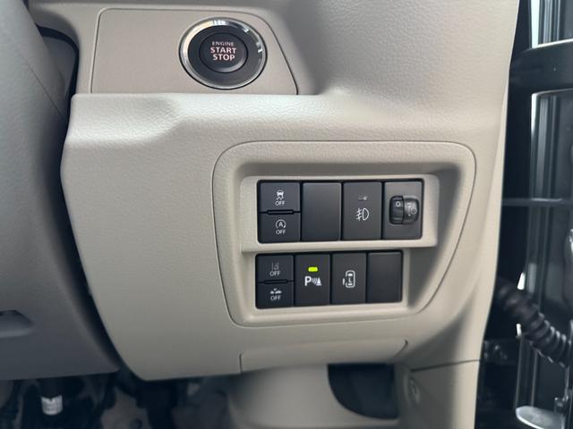 エブリイワゴン ＰＺターボ　届出済未使用車　両側電動スライドドア　衝突被害軽減ブレーキ　コーナーセンサー　スマートキー　シートヒーター　ＬＥＤヘッドライト　電動格納ドアミラー　アイドリングストップ　アルミホイール　オートエアコン（17枚目）