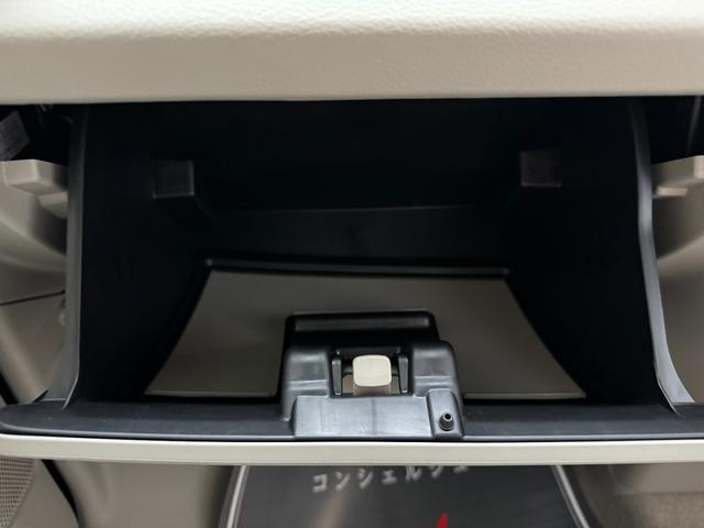 エブリイワゴン ＰＺターボ　届出済未使用車　両側電動スライドドア　衝突被害軽減ブレーキ　コーナーセンサー　スマートキー　シートヒーター　ＬＥＤヘッドライト　電動格納ドアミラー　アイドリングストップ　アルミホイール　オートエアコン（19枚目）