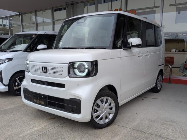 Ｎ－ＢＯＸ ベースグレード　片側電動スライドドア　衝突被害軽減ブレーキ　コーナーセンサー　アダクティブクルーズコントロール　アイドリングストップ　スマートキー　ＬＥＤヘッドライト　チップアップシート　バックカメラ　届出済未使用車（4枚目）