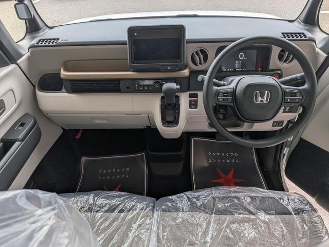 Ｎ－ＢＯＸ ベースグレード　片側電動スライドドア　衝突被害軽減ブレーキ　コーナーセンサー　アダクティブクルーズコントロール　アイドリングストップ　スマートキー　ＬＥＤヘッドライト　チップアップシート　バックカメラ　届出済未使用車（12枚目）