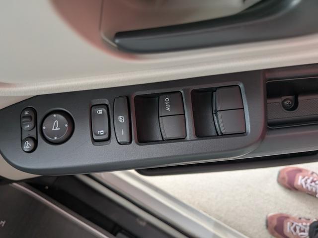 Ｎ－ＢＯＸ ベースグレード　片側電動スライドドア　衝突被害軽減ブレーキ　コーナーセンサー　アダクティブクルーズコントロール　アイドリングストップ　スマートキー　ＬＥＤヘッドライト　チップアップシート　バックカメラ　届出済未使用車（21枚目）