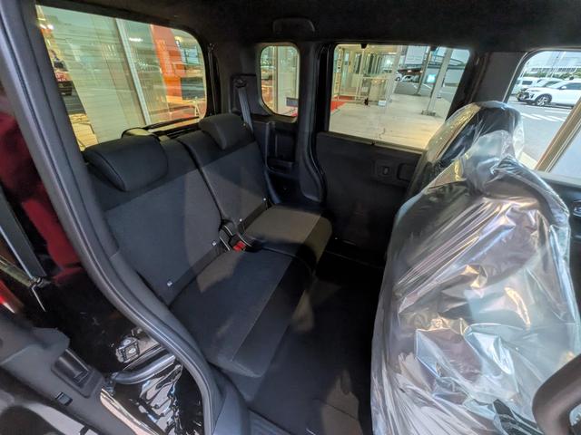 Ｎ－ＢＯＸカスタム ベースグレード　届出済未使用車　片側電動スライドドア　スマートキー　衝突被害軽減ブレーキ　アダプティブクルーズコントロール　アイドリングストップ　バックカメラ　シートヒーター　アルミホイール　ＬＥＤヘッドライト（22枚目）
