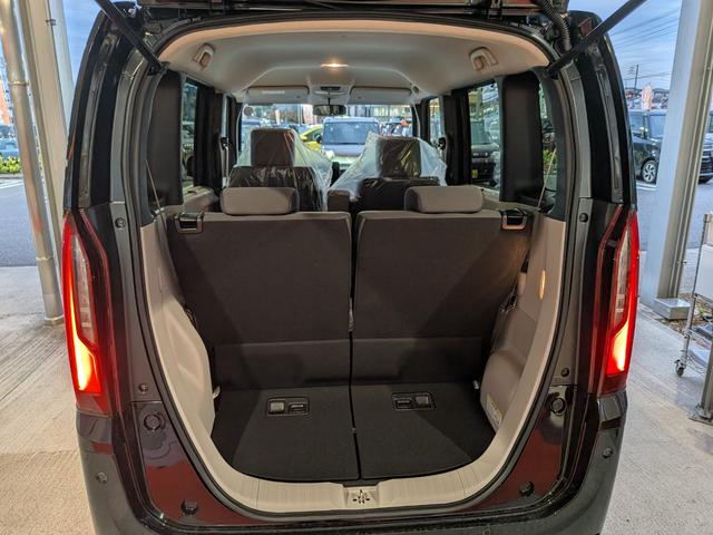 N-BOX ベースグレード 片側電動スライドドア 衝突被害軽減ブレーキ コーナーセンサー アダクティブクルーズコントロール アイドリングストップ スマートキー LEDヘッドライト チップアップシート バックカメラ 届出済未使用車(11枚目)