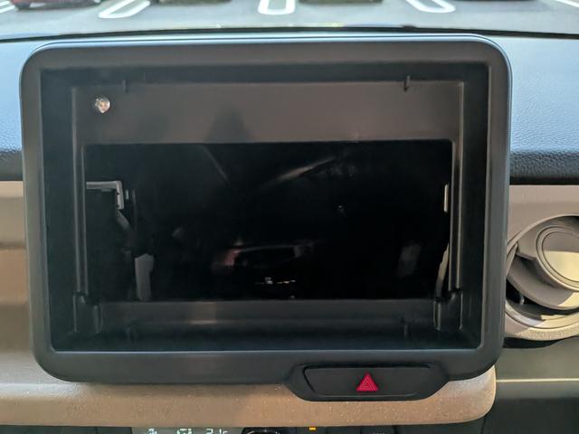 N-BOX ベースグレード 片側電動スライドドア 衝突被害軽減ブレーキ コーナーセンサー アダクティブクルーズコントロール アイドリングストップ スマートキー LEDヘッドライト チップアップシート バックカメラ 届出済未使用車(19枚目)