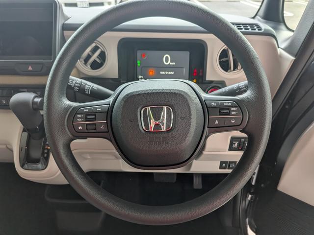 Ｎ－ＢＯＸ ベースグレード　両側電動スライドドア　衝突被害軽減ブレーキ　コーナーセンサー　アダクティブクルーズコントロール　アイドリングストップ　スマートキー　ＬＥＤヘッドライト　チップアップシート　バックカメラ　届出済未使用車（15枚目）