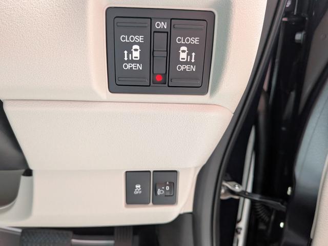 N-BOX ベースグレード 両側電動スライドドア 衝突被害軽減ブレーキ コーナーセンサー アダクティブクルーズコントロール アイドリングストップ スマートキー LEDヘッドライト チップアップシート バックカメラ 届出済未使用車(18枚目)