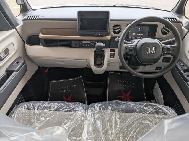 N-BOX ベースグレード 片側電動スライドドア 衝突被害軽減ブレーキ コーナーセンサー アダクティブクルーズコントロール アイドリングストップ スマートキー LEDヘッドライト チップアップシート バックカメラ 届出済未使用車(12枚目)