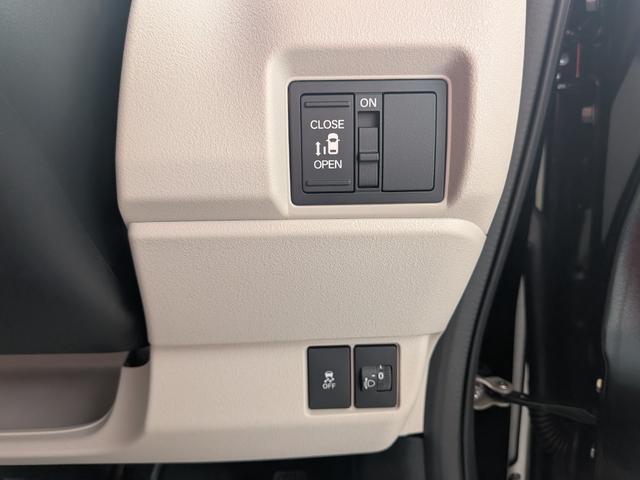 N-BOX ベースグレード 片側電動スライドドア 衝突被害軽減ブレーキ コーナーセンサー アダクティブクルーズコントロール アイドリングストップ スマートキー LEDヘッドライト チップアップシート バックカメラ 届出済未使用車(18枚目)