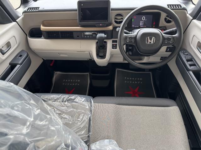 Ｎ－ＢＯＸ ベースグレード　届出済未使用車　片側電動スライドドア　衝突被害軽減ブレーキ　コーナーセンサー　アダクティブクルーズコントロール　アイドリングストップ　スマートキー　ＬＥＤヘッドライト　チップアップシート　バックカメラ（12枚目）