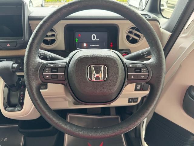 Ｎ－ＢＯＸ ベースグレード　届出済未使用車　片側電動スライドドア　衝突被害軽減ブレーキ　コーナーセンサー　アダクティブクルーズコントロール　アイドリングストップ　スマートキー　ＬＥＤヘッドライト　チップアップシート　バックカメラ（14枚目）
