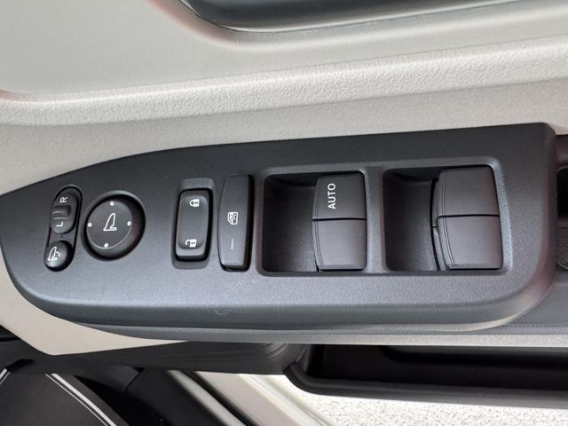 Ｎ－ＢＯＸ ベースグレード　届出済未使用車　片側電動スライドドア　衝突被害軽減ブレーキ　コーナーセンサー　アダクティブクルーズコントロール　アイドリングストップ　スマートキー　ＬＥＤヘッドライト　チップアップシート　バックカメラ（21枚目）