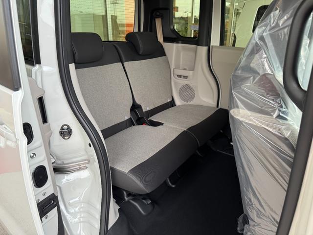 Ｎ－ＢＯＸ ベースグレード　届出済未使用車　片側電動スライドドア　衝突被害軽減ブレーキ　コーナーセンサー　アダクティブクルーズコントロール　アイドリングストップ　スマートキー　ＬＥＤヘッドライト　チップアップシート　バックカメラ（20枚目）