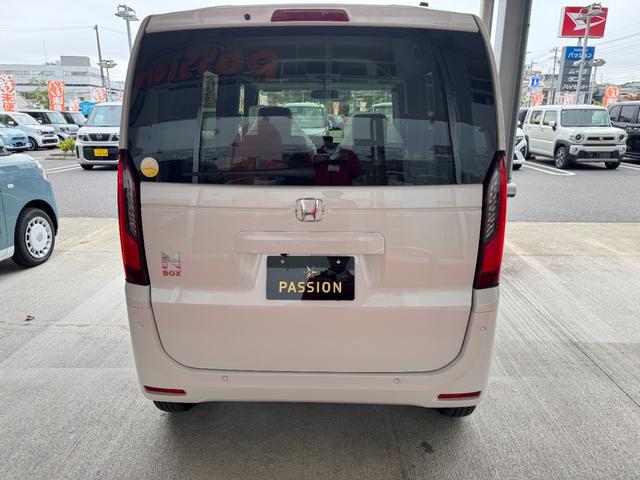 N-BOX ベースグレード 届出済未使用車 片側電動スライドドア 衝突被害軽減ブレーキ コーナーセンサー アダクティブクルーズコントロール アイドリングストップ スマートキー LEDヘッドライト チップアップシート バックカメラ(9枚目)