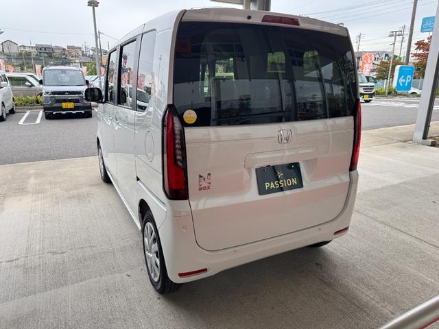 N-BOX ベースグレード 届出済未使用車 片側電動スライドドア 衝突被害軽減ブレーキ コーナーセンサー アダクティブクルーズコントロール アイドリングストップ スマートキー LEDヘッドライト チップアップシート バックカメラ(10枚目)