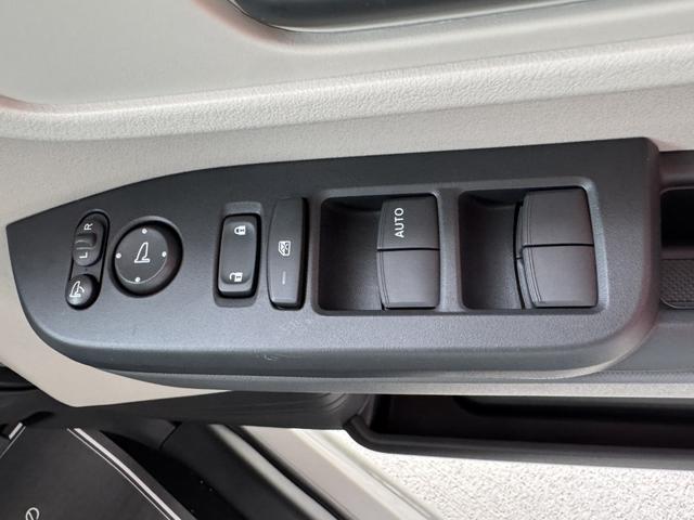 N-BOX ベースグレード 届出済未使用車 片側電動スライドドア 衝突被害軽減ブレーキ コーナーセンサー アダクティブクルーズコントロール アイドリングストップ スマートキー LEDヘッドライト チップアップシート バックカメラ(19枚目)