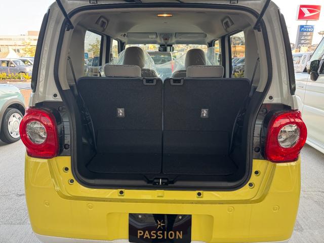 ムーヴキャンバス ストライプスＸ　届出済未使用車　両側電動スライドドア　スマートキー　コーナーセンサー　衝突被害軽減ブレーキ　電動格納ドアミラー　ベンチシート　アイドリングストップ　横滑り防止機能　オートエアコン　光軸調整機能（11枚目）