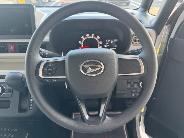 ムーヴキャンバス ストライプスＸ　届出済未使用車　両側電動スライドドア　スマートキー　コーナーセンサー　衝突被害軽減ブレーキ　電動格納ドアミラー　ベンチシート　アイドリングストップ　横滑り防止機能　オートエアコン　光軸調整機能（15枚目）