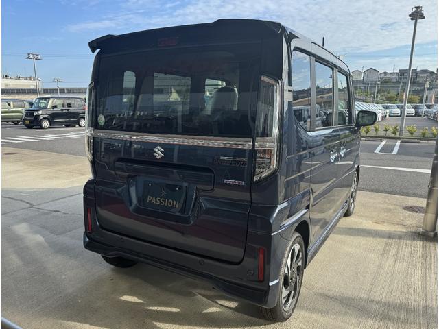 スペーシアカスタム ハイブリッドＸＳ　届出済未使用車　両側電動スライドドア　衝突被害軽減ブレーキ　コーナーセンサー　アダクティブクルーズコントロール　アイドリングストップ　オットマン　ＬＥＤヘッドライト　シートヒーター　アルミホイール（8枚目）