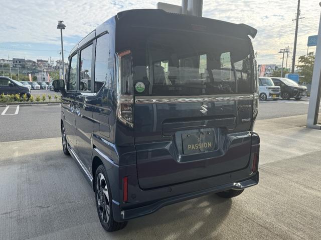 スペーシアカスタム ハイブリッドＸＳ　届出済未使用車　両側電動スライドドア　衝突被害軽減ブレーキ　コーナーセンサー　アダクティブクルーズコントロール　アイドリングストップ　オットマン　ＬＥＤヘッドライト　シートヒーター　アルミホイール（10枚目）