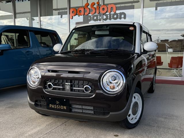 アルトラパンＬＣ Ｘ　届出済未使用車　衝突被害軽減ブレーキ　コーナーセンサー　スマートキー　シートヒーター　アルミホイール　アイドリングストップ　ＬＥＤヘッドライト　電動格納ドアミラー　オートエアコン　パワーウインドウ（4枚目）