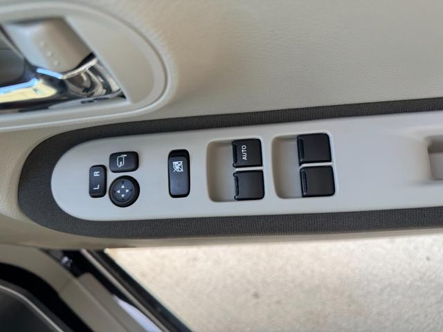 アルトラパンＬＣ Ｘ　届出済未使用車　衝突被害軽減ブレーキ　コーナーセンサー　スマートキー　シートヒーター　アルミホイール　アイドリングストップ　ＬＥＤヘッドライト　電動格納ドアミラー　オートエアコン　パワーウインドウ（18枚目）
