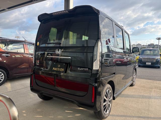 Ｎ－ＢＯＸ ベースグレード　届出済未使用車　片側電動スライドドア　衝突被害軽減ブレーキ　コーナーセンサー　アダクティブクルーズコントロール　アイドリングストップ　スマートキー　ＬＥＤヘッドライト　チップアップシート　バックカメラ（8枚目）