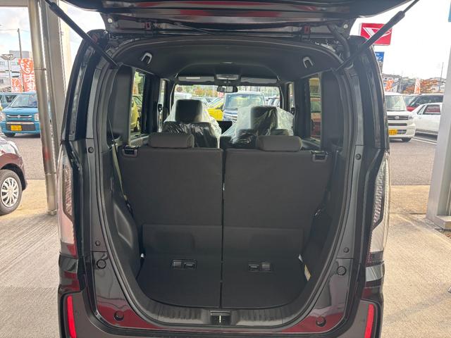 Ｎ－ＢＯＸ ベースグレード　届出済未使用車　片側電動スライドドア　衝突被害軽減ブレーキ　コーナーセンサー　アダクティブクルーズコントロール　アイドリングストップ　スマートキー　ＬＥＤヘッドライト　チップアップシート　バックカメラ（11枚目）