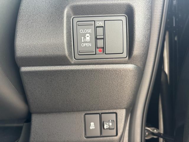 Ｎ－ＢＯＸ ベースグレード　届出済未使用車　片側電動スライドドア　衝突被害軽減ブレーキ　コーナーセンサー　アダクティブクルーズコントロール　アイドリングストップ　スマートキー　ＬＥＤヘッドライト　チップアップシート　バックカメラ（18枚目）