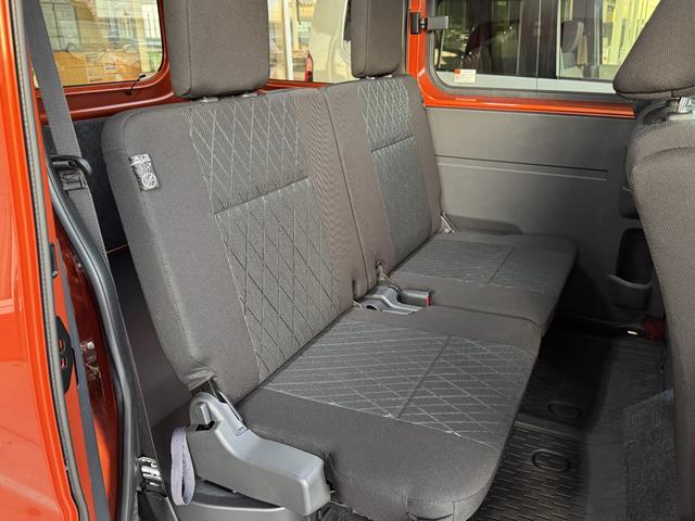 アトレー ＲＳ　届出済未使用車　両側電動スライドドア　衝突被害軽減ブレーキ　コーナーセンサー　スマートキー　アイドリングストップ　電動格納ドアミラー　アイドリングストップ　アダクティブクルーズコントロール（22枚目）